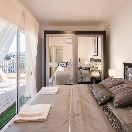 Welcs 225 Emp Cerca Del Mar Apartamento Rosas